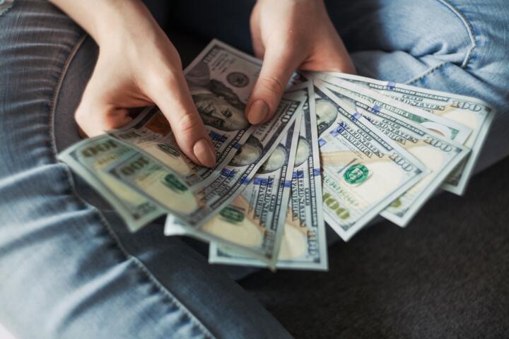 How Much of Your Portfolio Should Be in Cash?