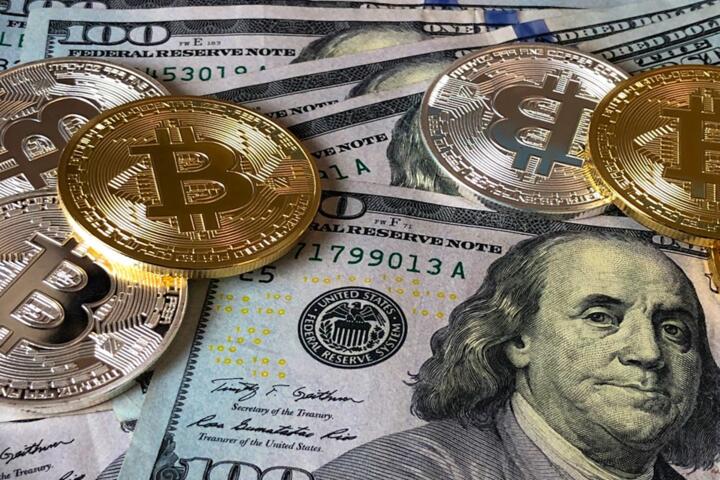 Crypto-Backed Loans: LTV Ratios and Liquidation Risk